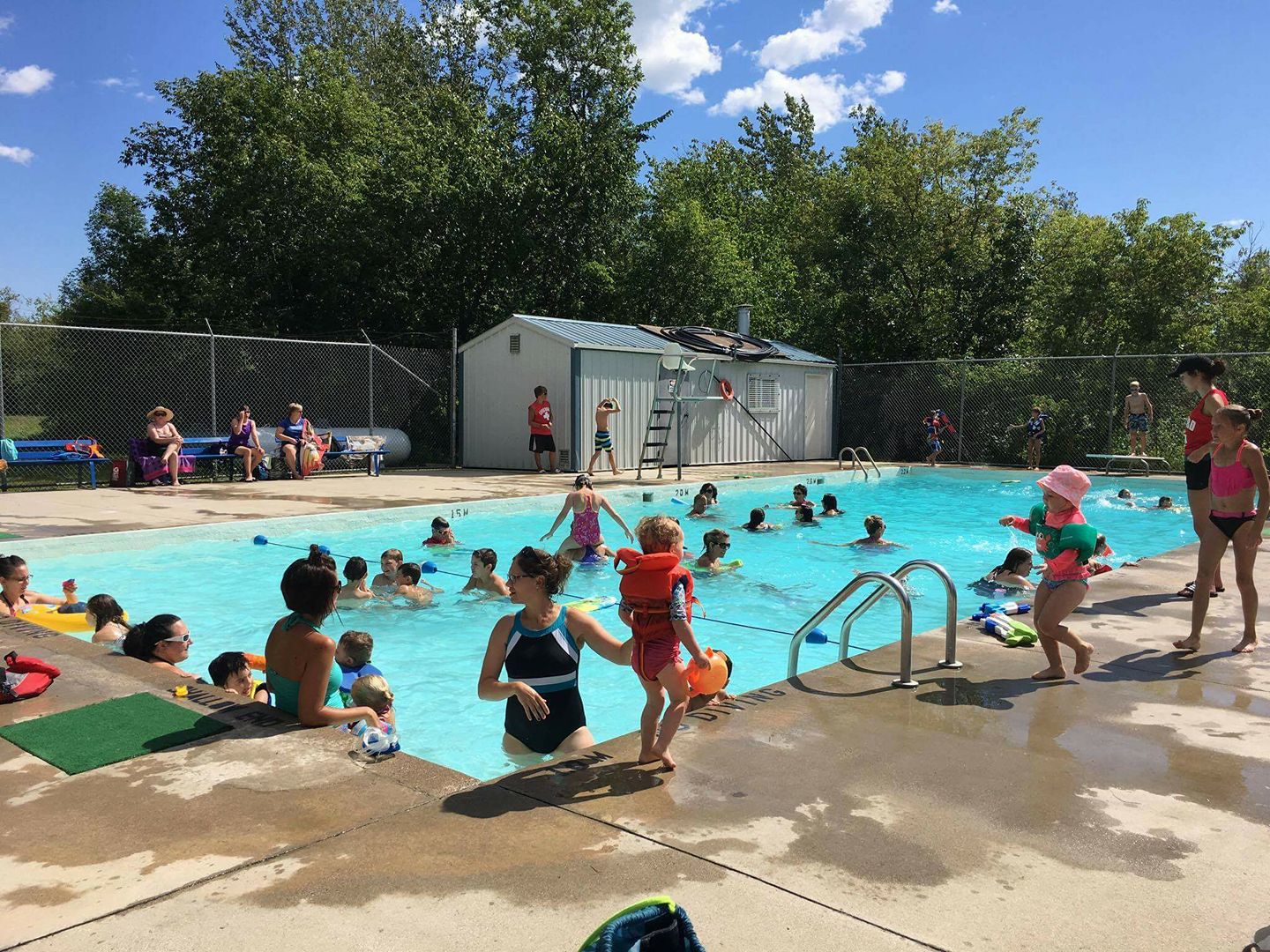 Read more about the article Birch River Swimming Pool